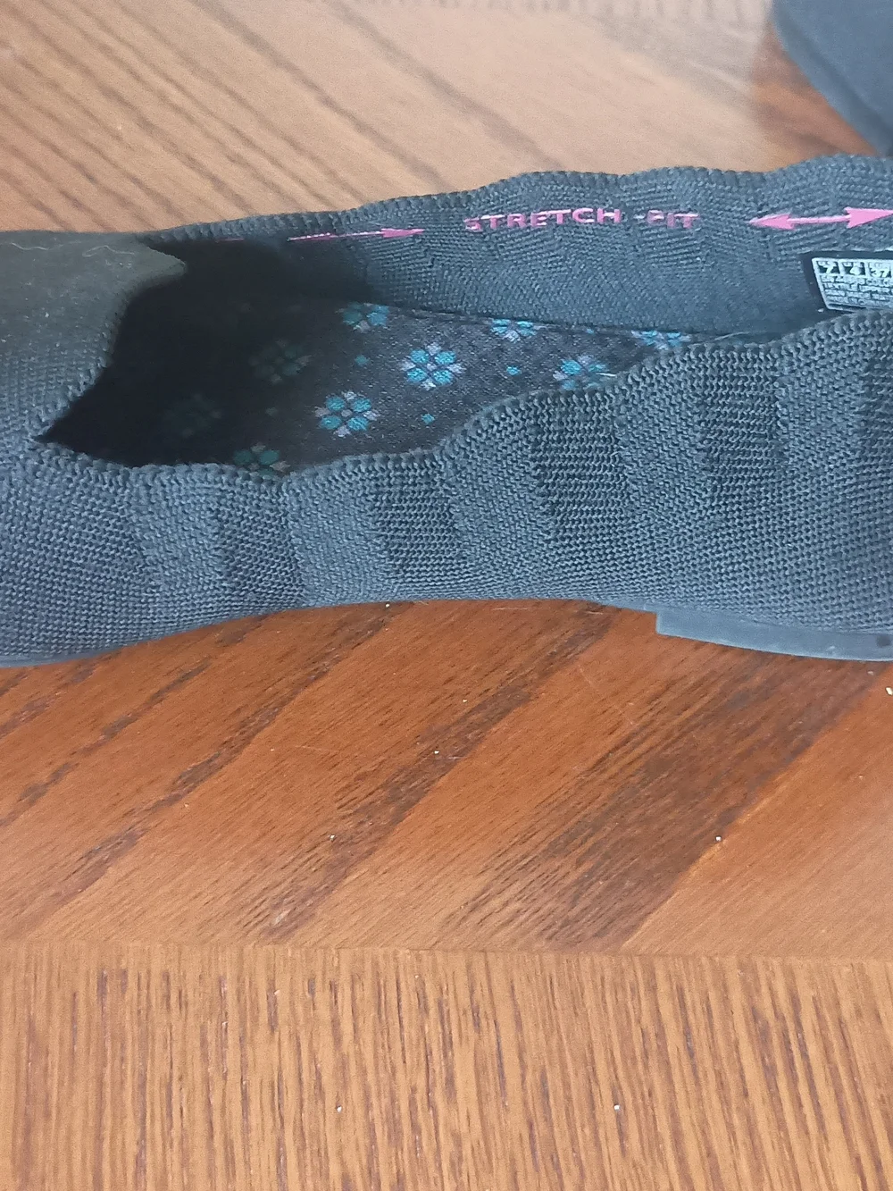 Skechers Cleo Honeycomb Scalloped Flats - Black - Size [7] - Picture 2 of 5